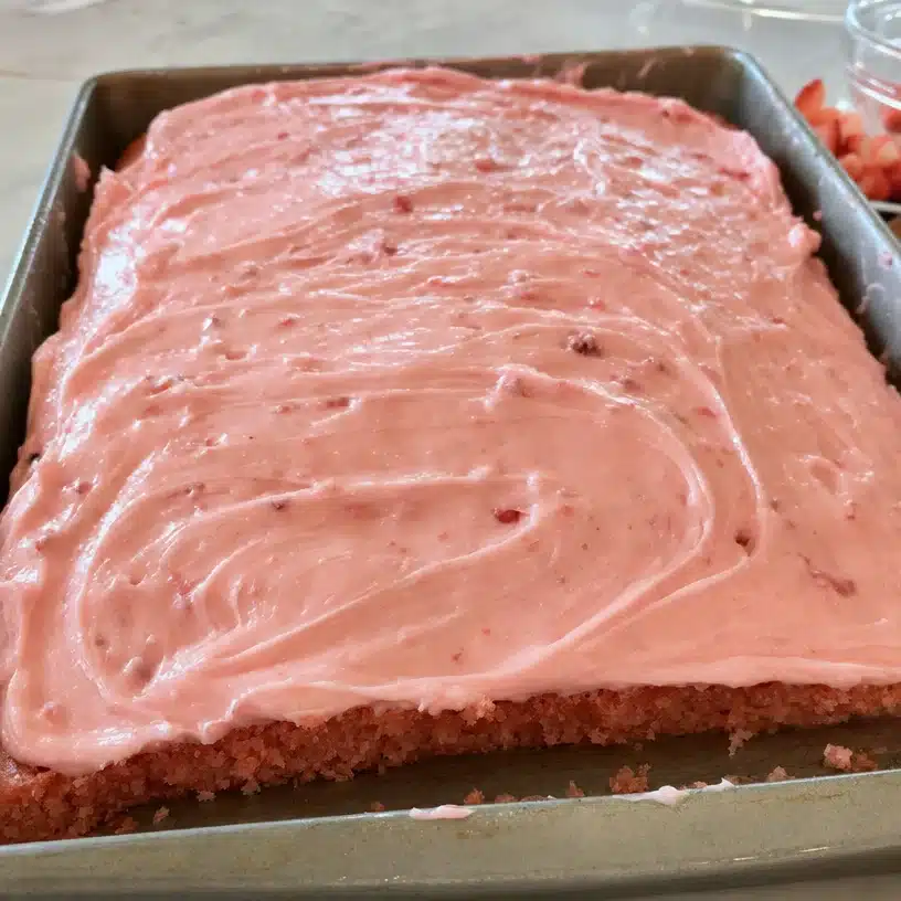 Strawberry Texas Sheet Cake: A Sweet Southern Delight 4 Strawberry Texas Sheet Cake